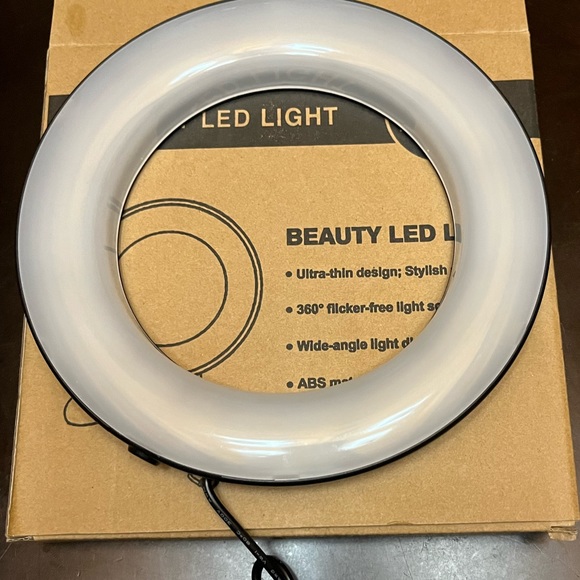 Ring Light - Picture 5 of 9